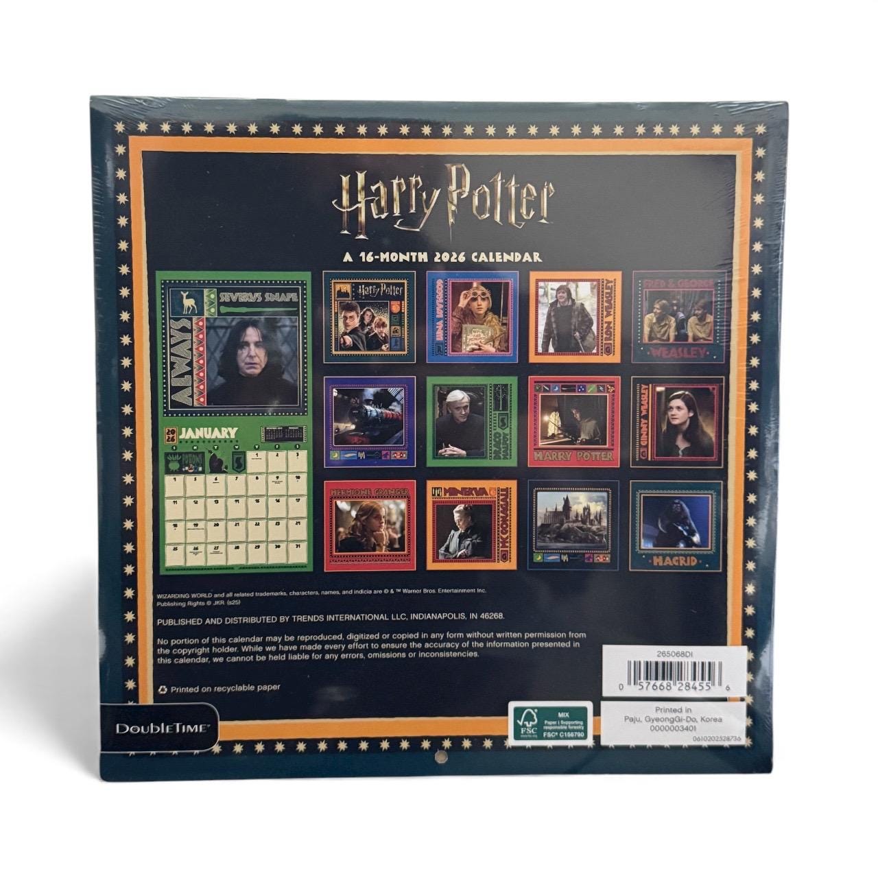 2026 HARRY POTTER 11” X 11” 16 Month Wall Calendar NEW 11”x22” Opened